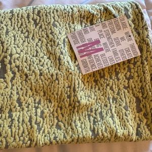 NWT•M•UNIQUE YELLOW & GRAY TEXTURED CASSIE PENCIL SKIRT•